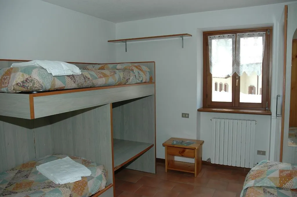 Casa Vacanze Ca' De Val Campodolcino 3*,