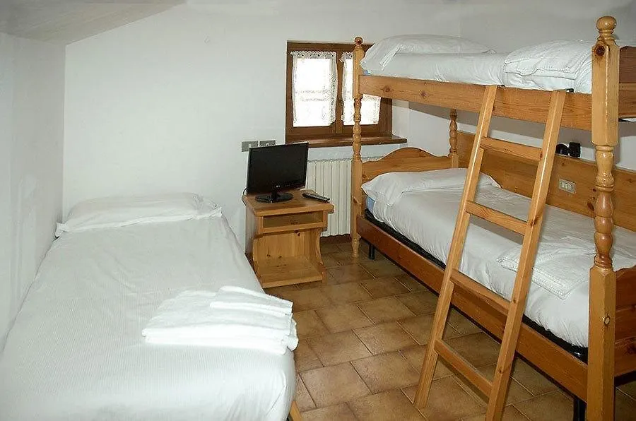 Casa Vacanze Ca' De Val Campodolcino Italië